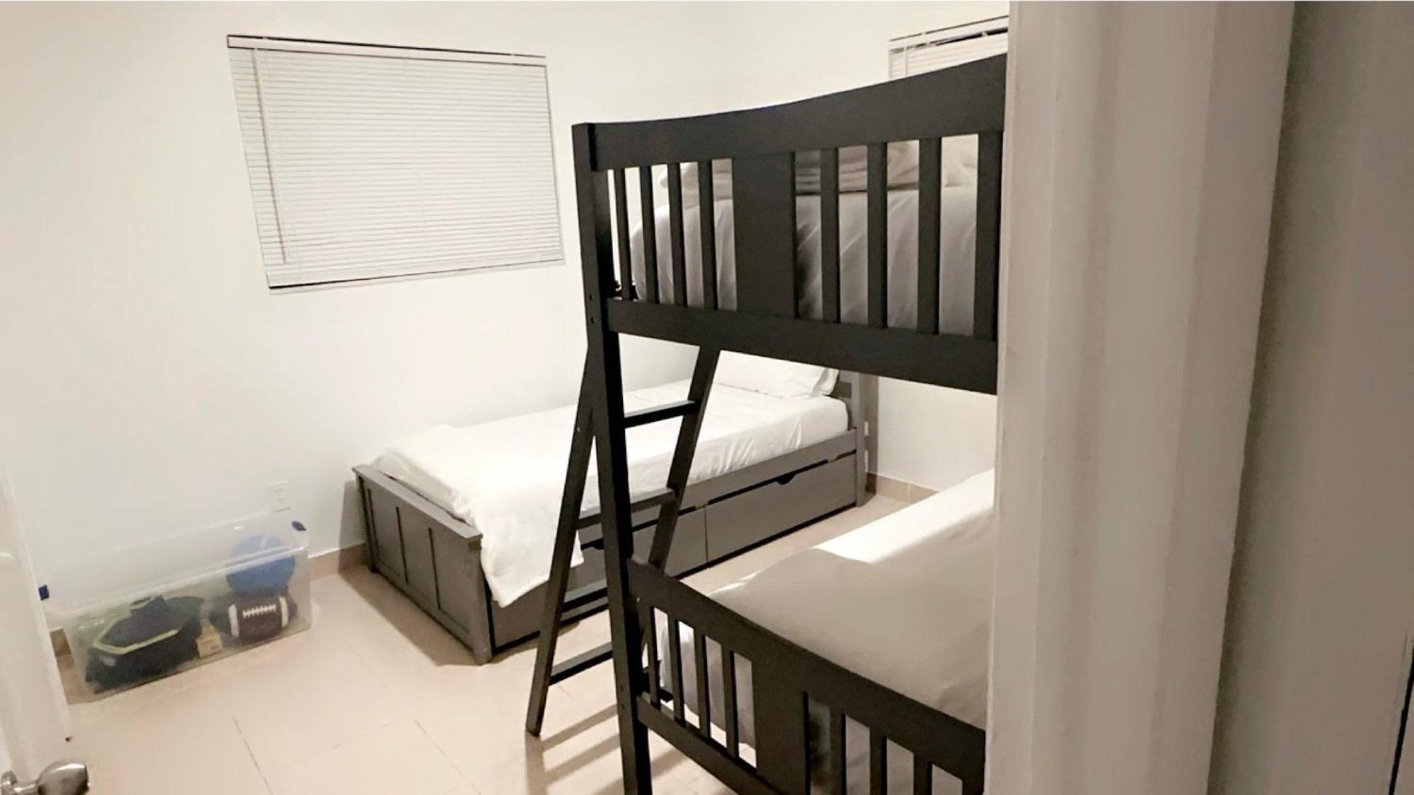Ferienhaus Book Me, 3mins Hard Rock Stadium Miami Gardens